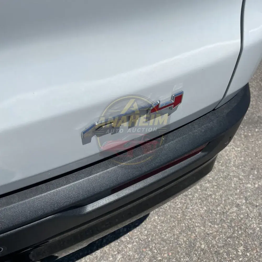 2024 GMC Acadia AT4
