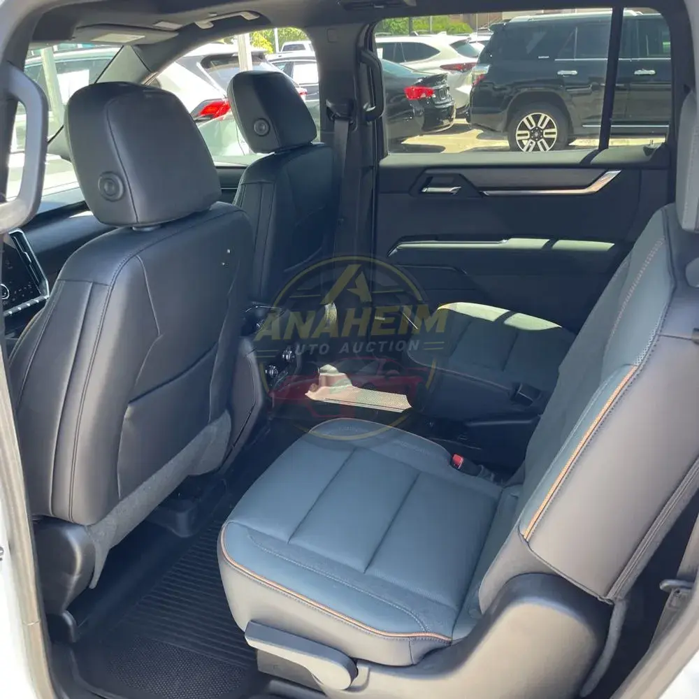 2024 GMC Acadia AT4