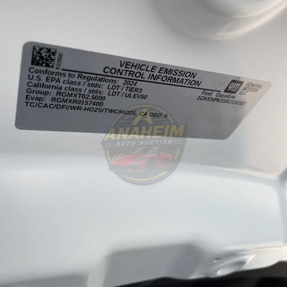 2024 GMC Acadia AT4