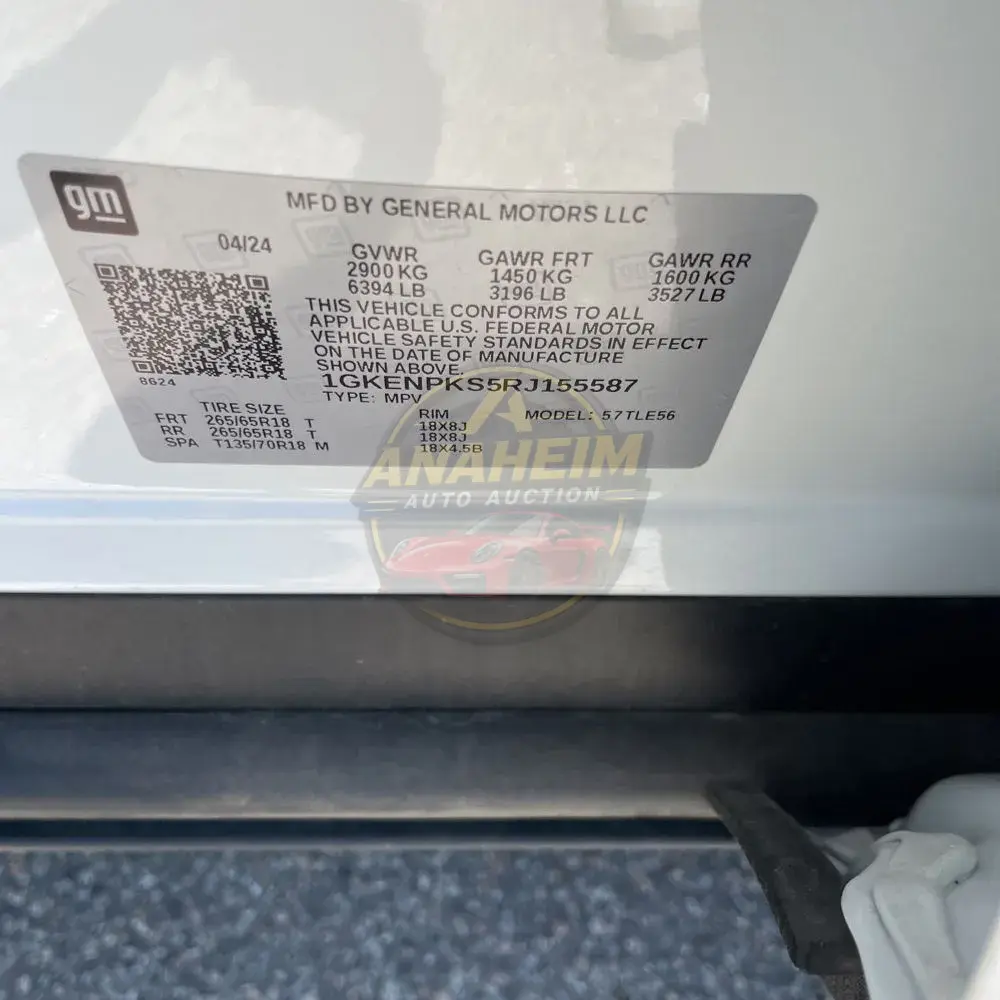 2024 GMC Acadia AT4