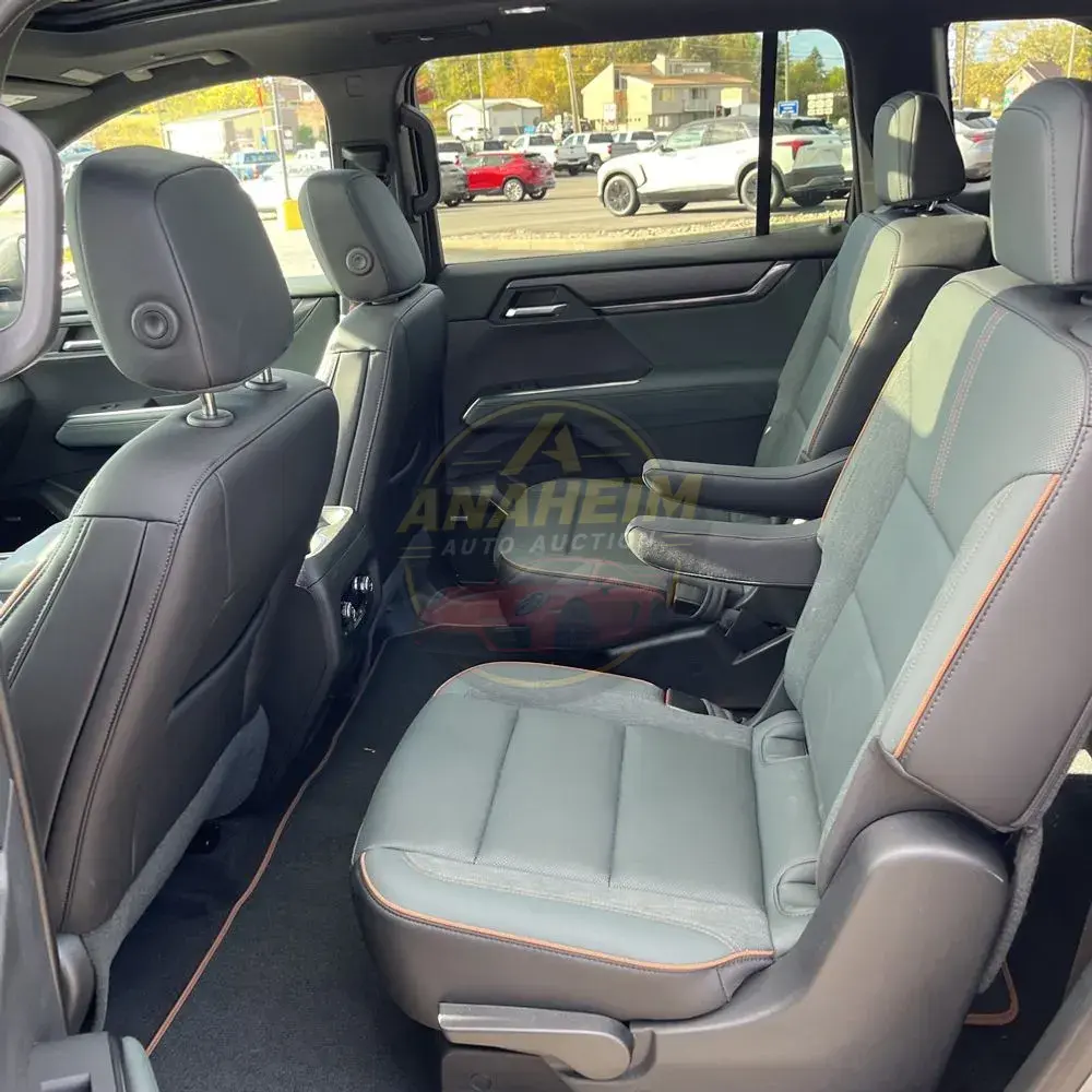 2025 GMC Acadia AT4