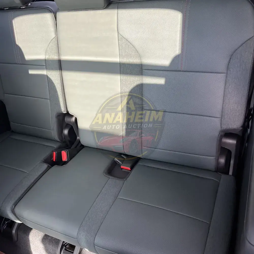 2025 GMC Acadia AT4