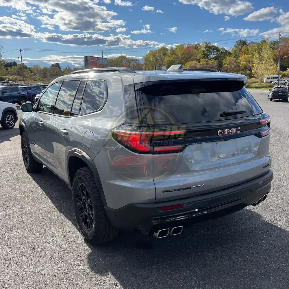 2025 GMC Acadia AT4