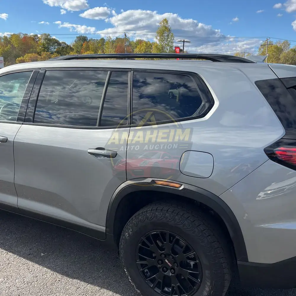 2025 GMC Acadia AT4