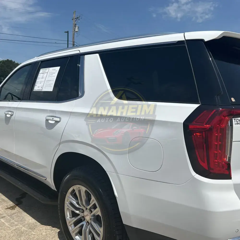 2023 GMC Yukon SLT