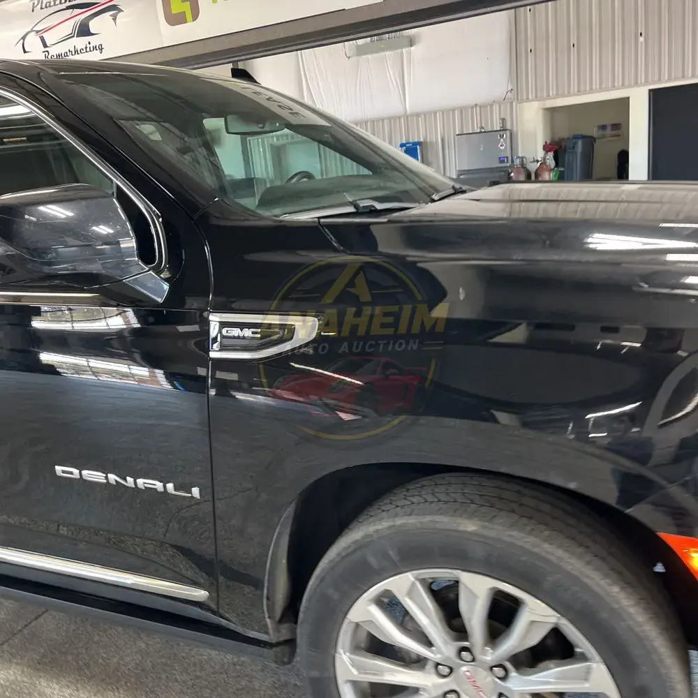 2023 GMC Yukon XL Denali