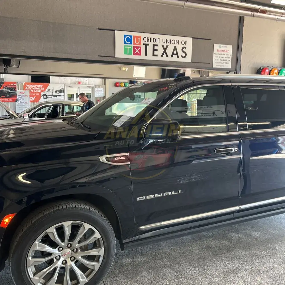 2023 GMC Yukon XL Denali