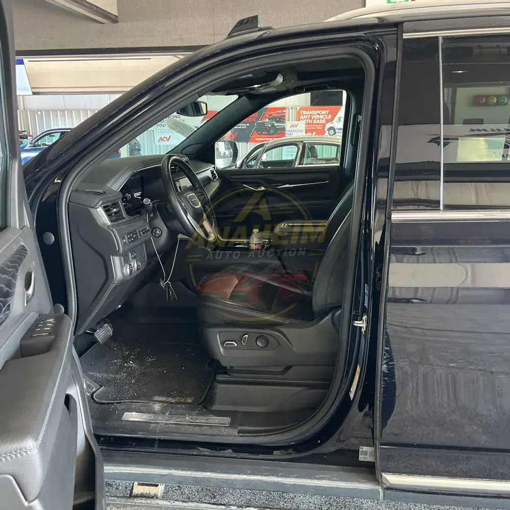2023 GMC Yukon XL Denali