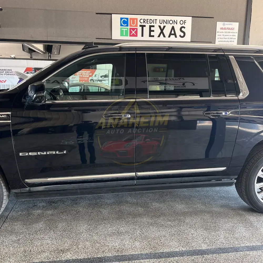 2023 GMC Yukon XL Denali