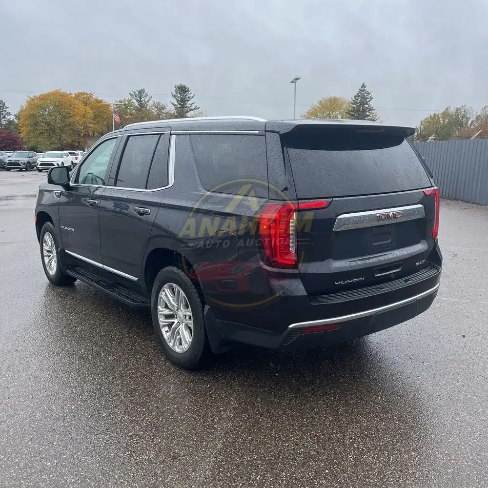 2024 GMC Yukon SLT