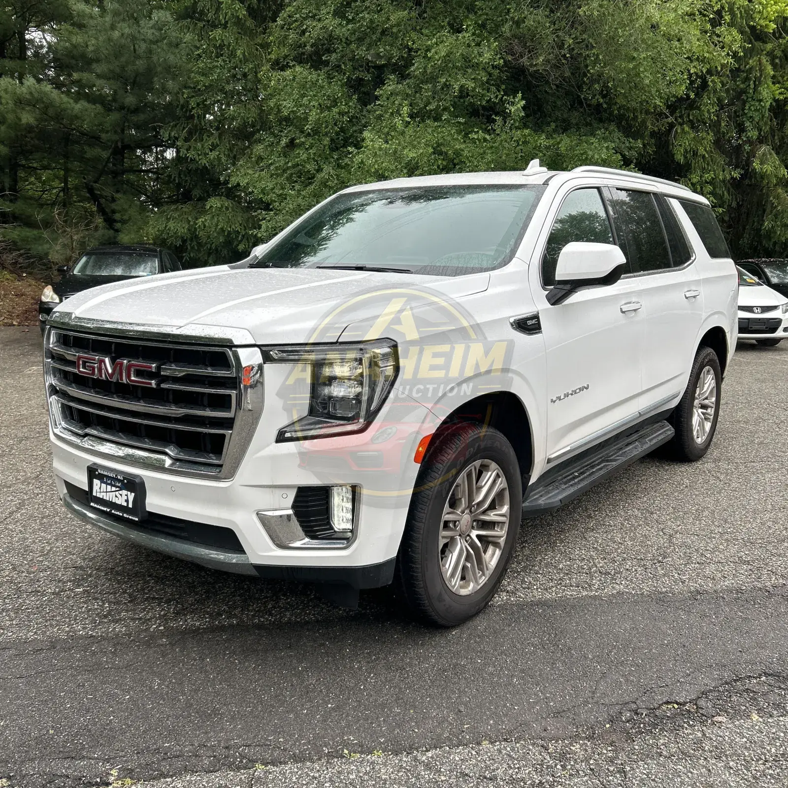 2023 GMC Yukon SLT