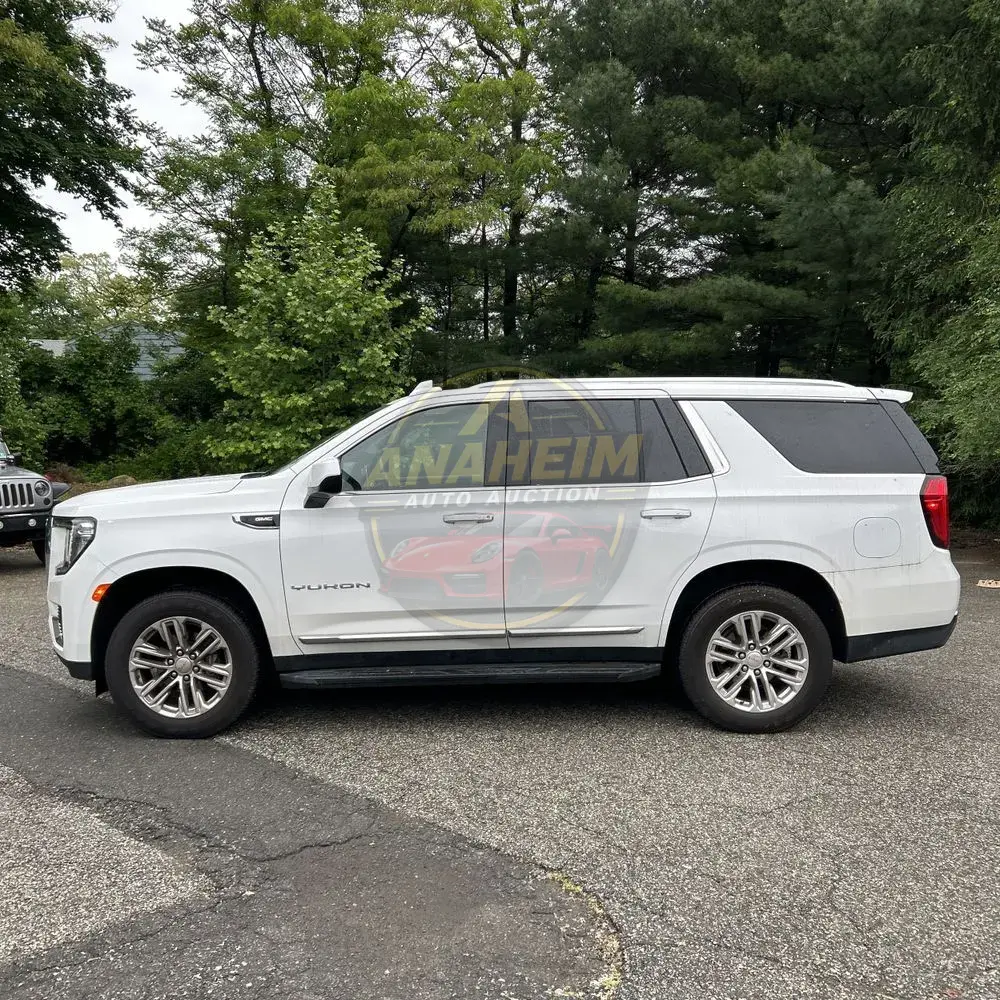 2023 GMC Yukon SLT