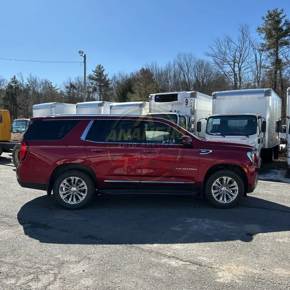 2023 GMC Yukon SLT