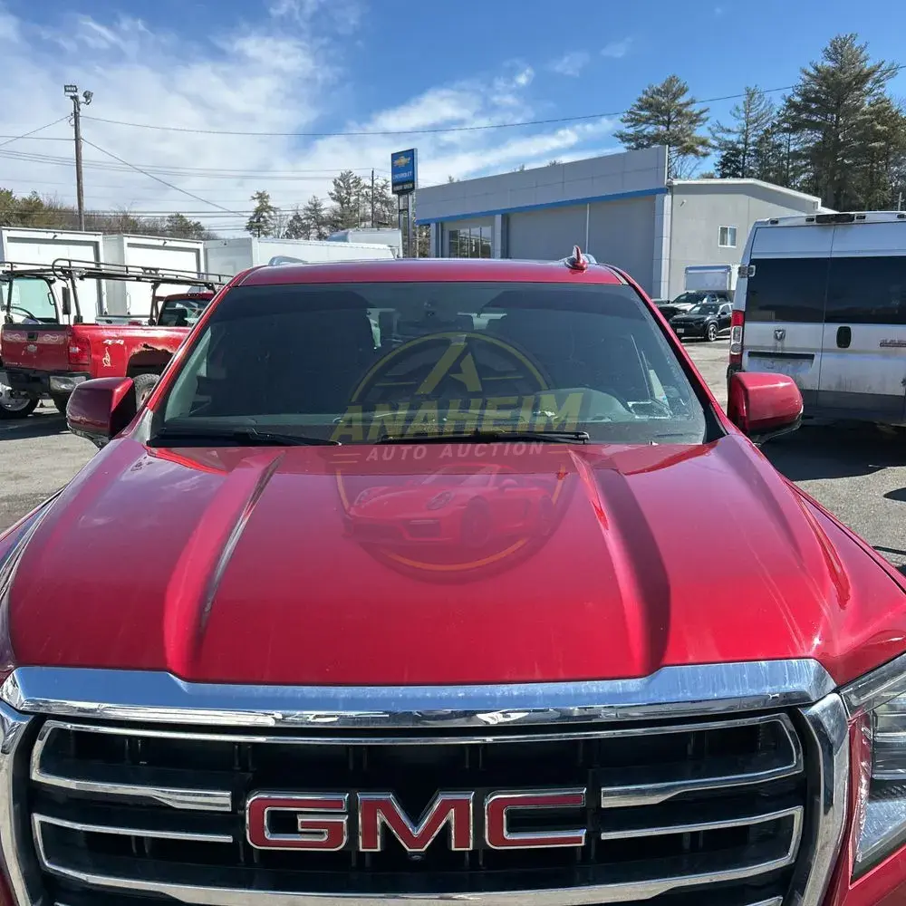 2023 GMC Yukon SLT