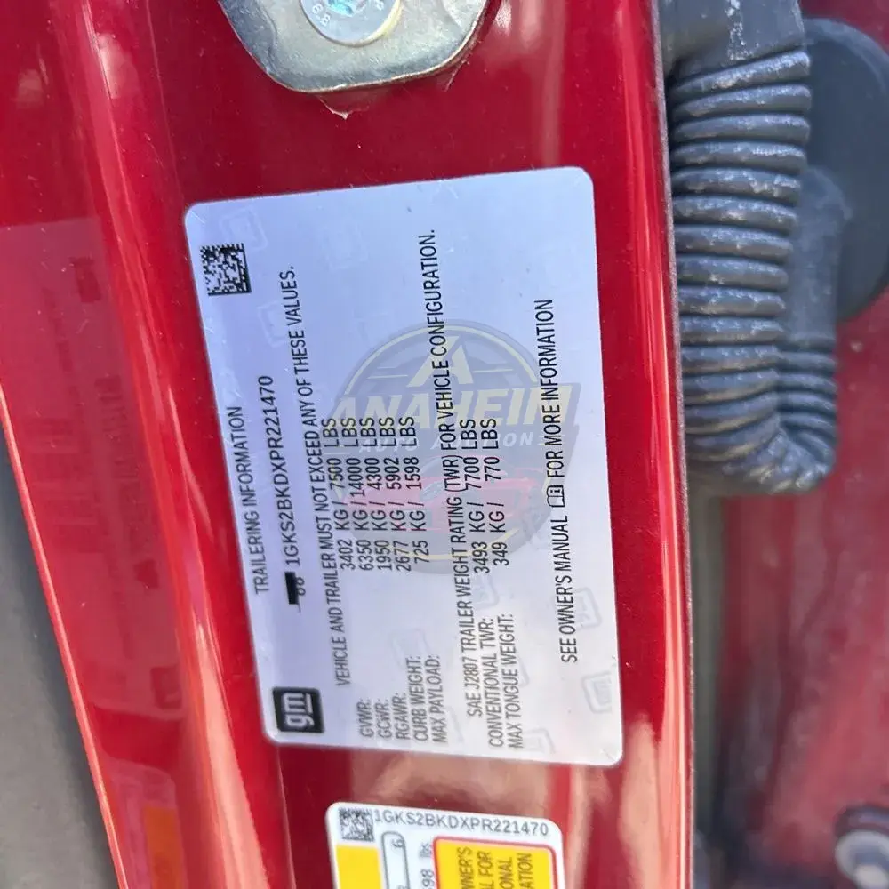 2023 GMC Yukon SLT