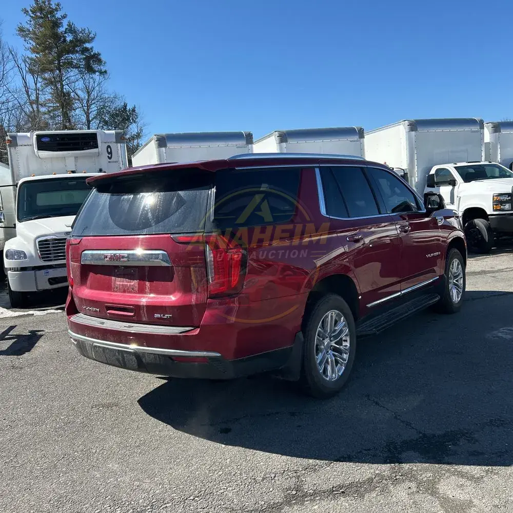 2023 GMC Yukon SLT