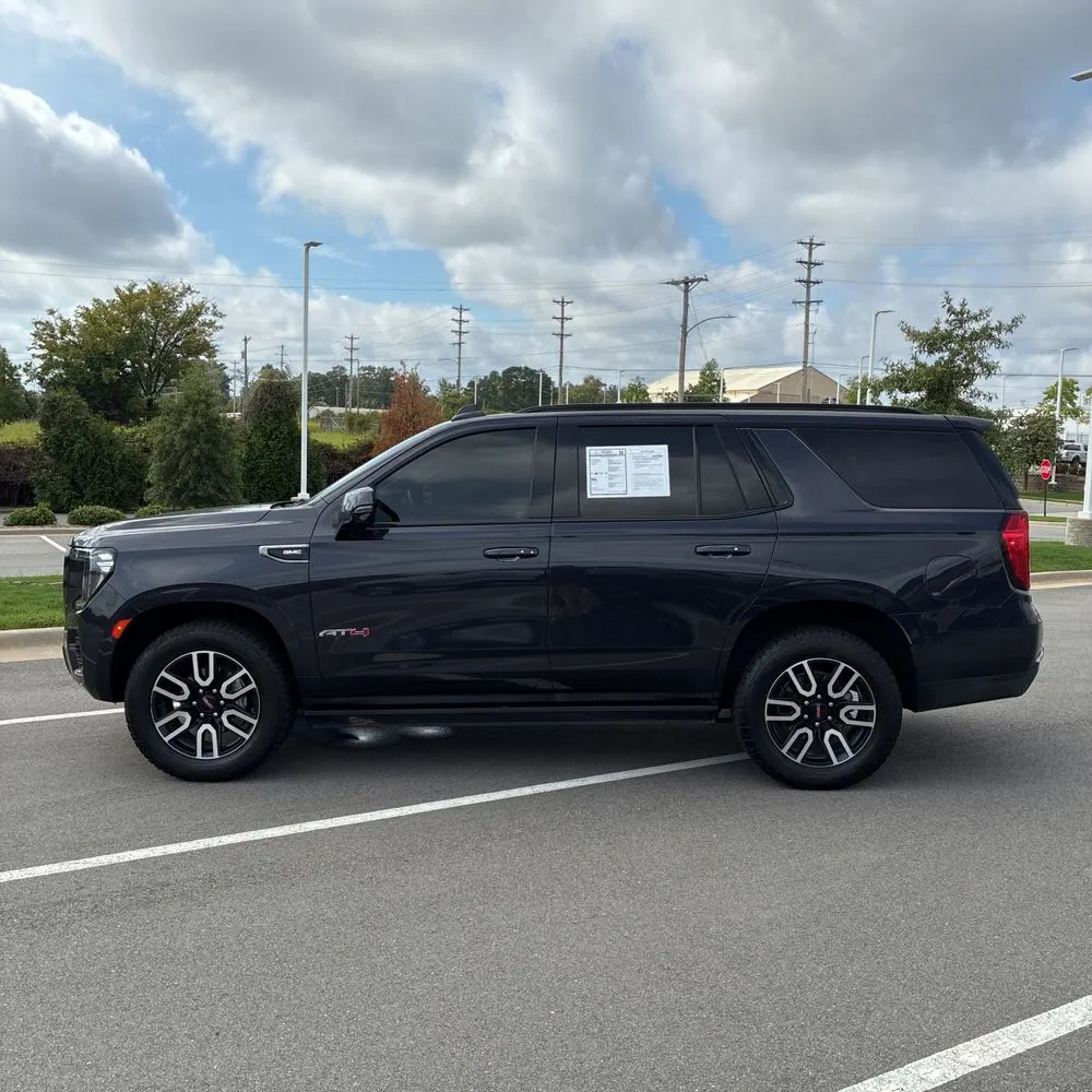 2023 GMC Yukon AT4