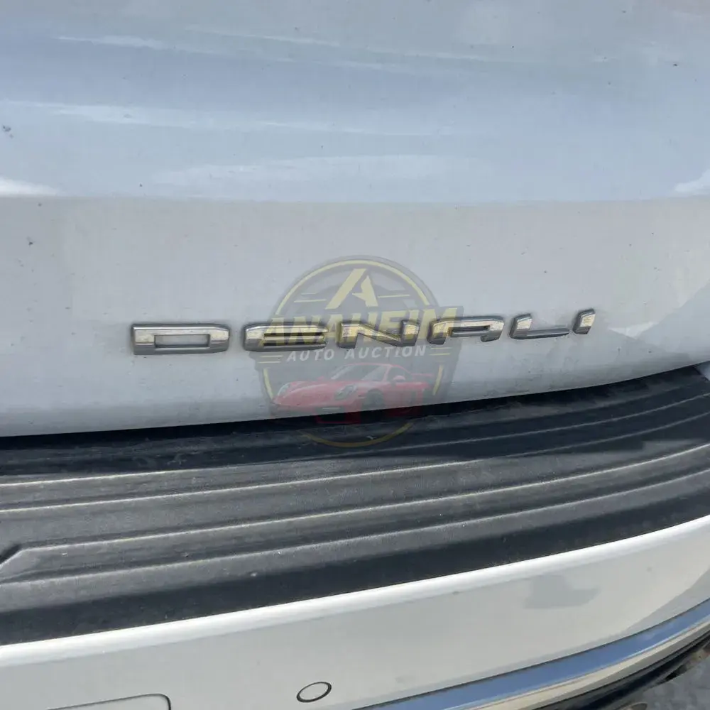 2023 GMC Yukon Denali