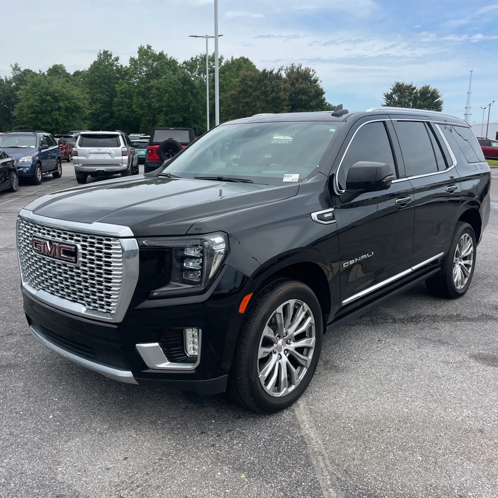 2023 GMC Yukon Denali