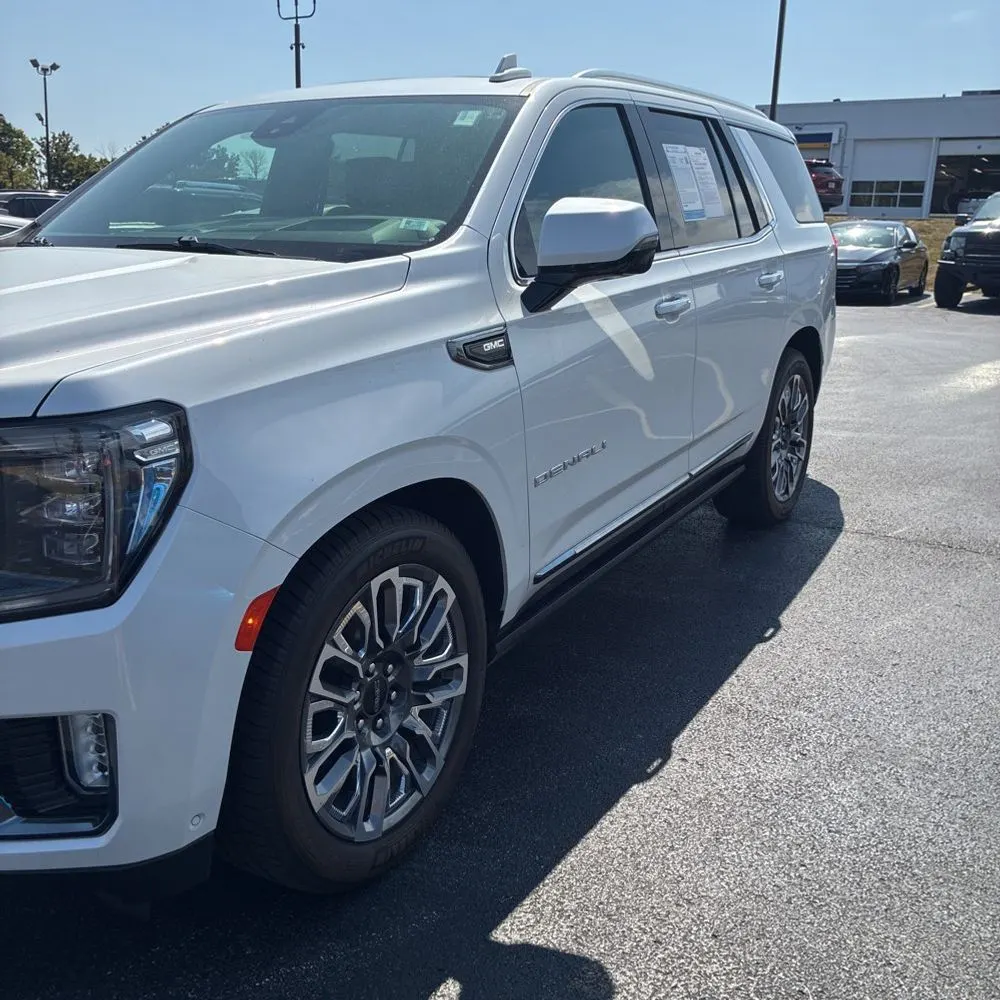 2023 GMC Yukon Denali Ultimate