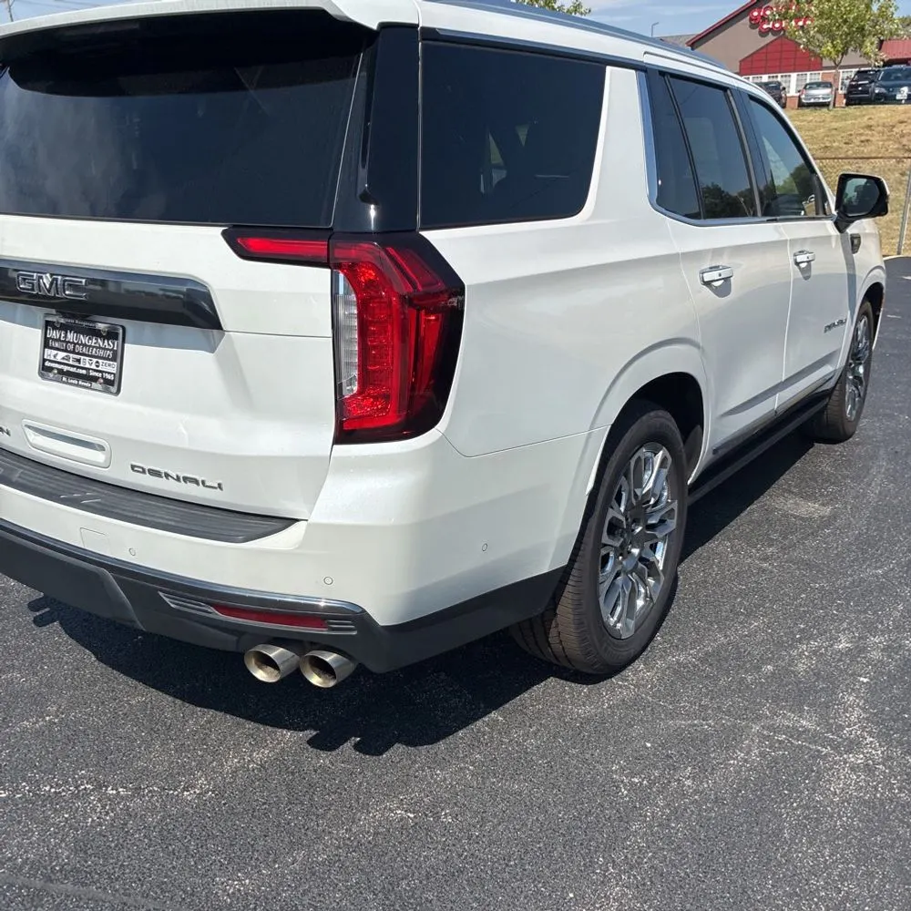 2023 GMC Yukon Denali Ultimate