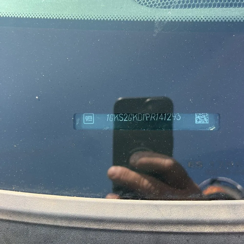 2023 GMC Yukon XL SLT