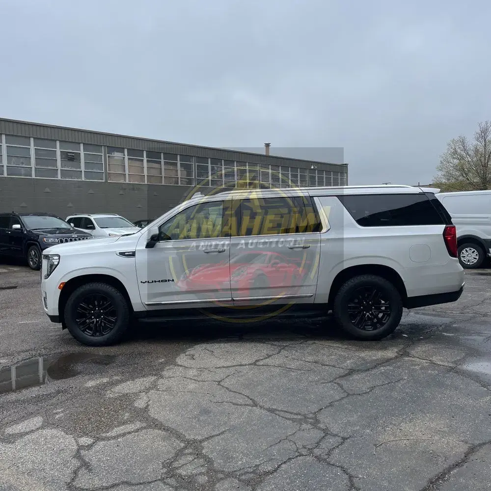 2023 GMC Yukon XL SLT