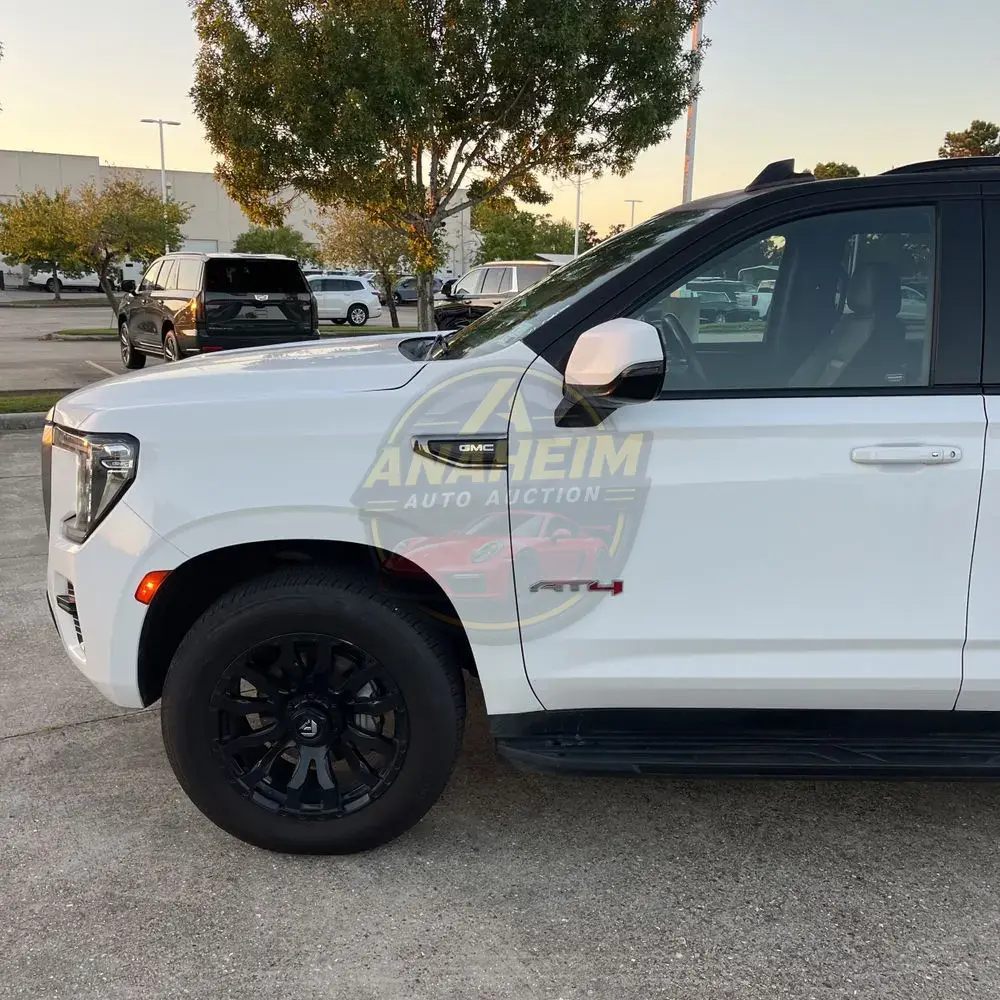 2022 GMC Yukon XL AT4