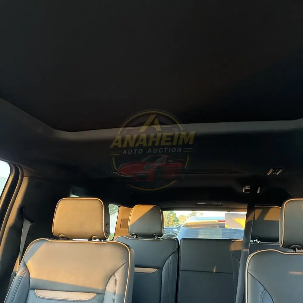 2022 GMC Yukon XL AT4