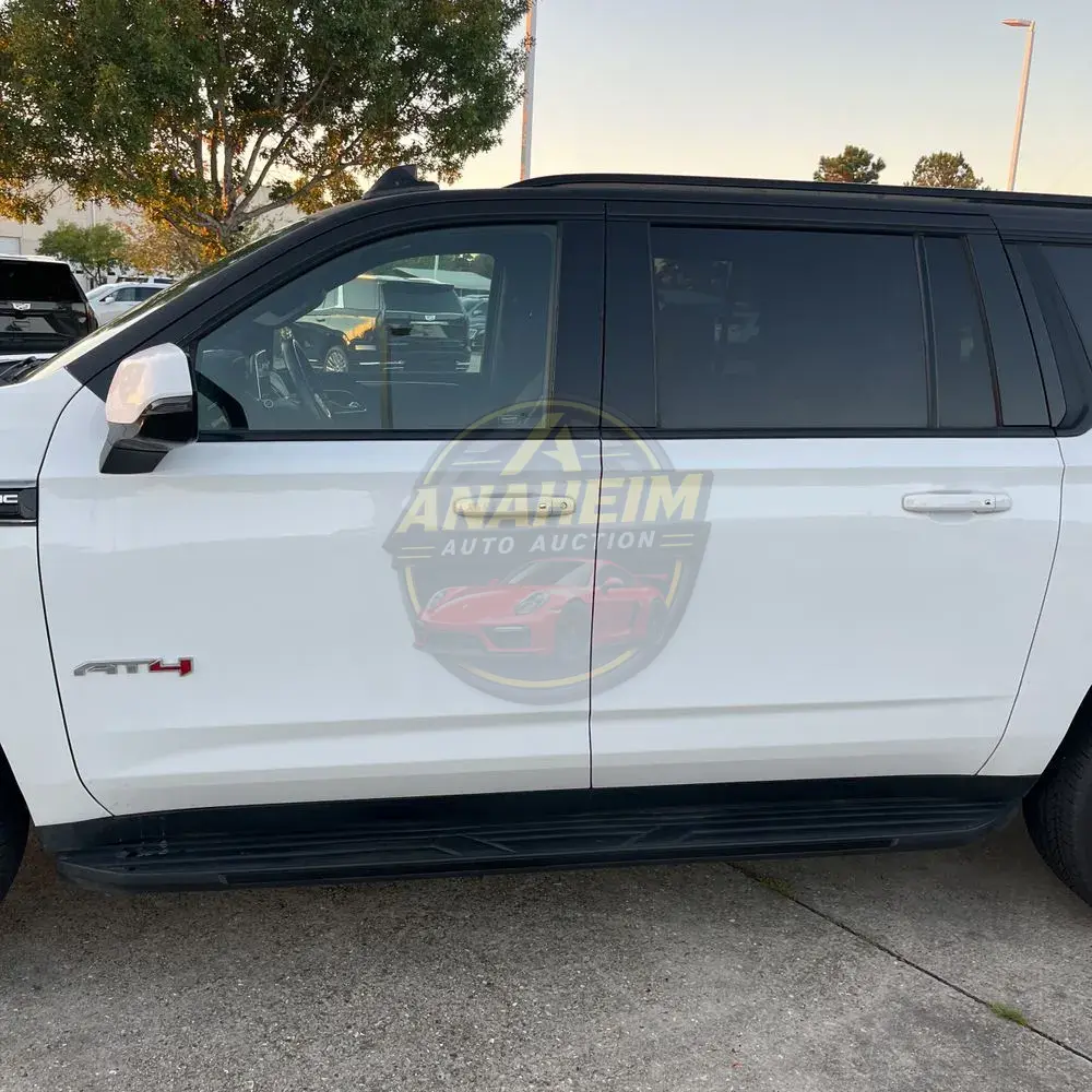 2022 GMC Yukon XL AT4