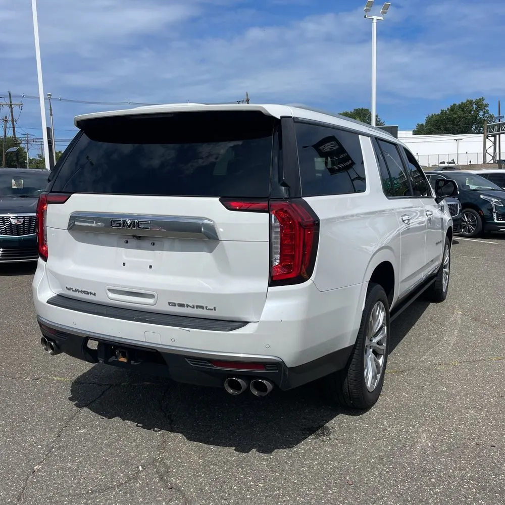 2023 GMC Yukon XL Denali