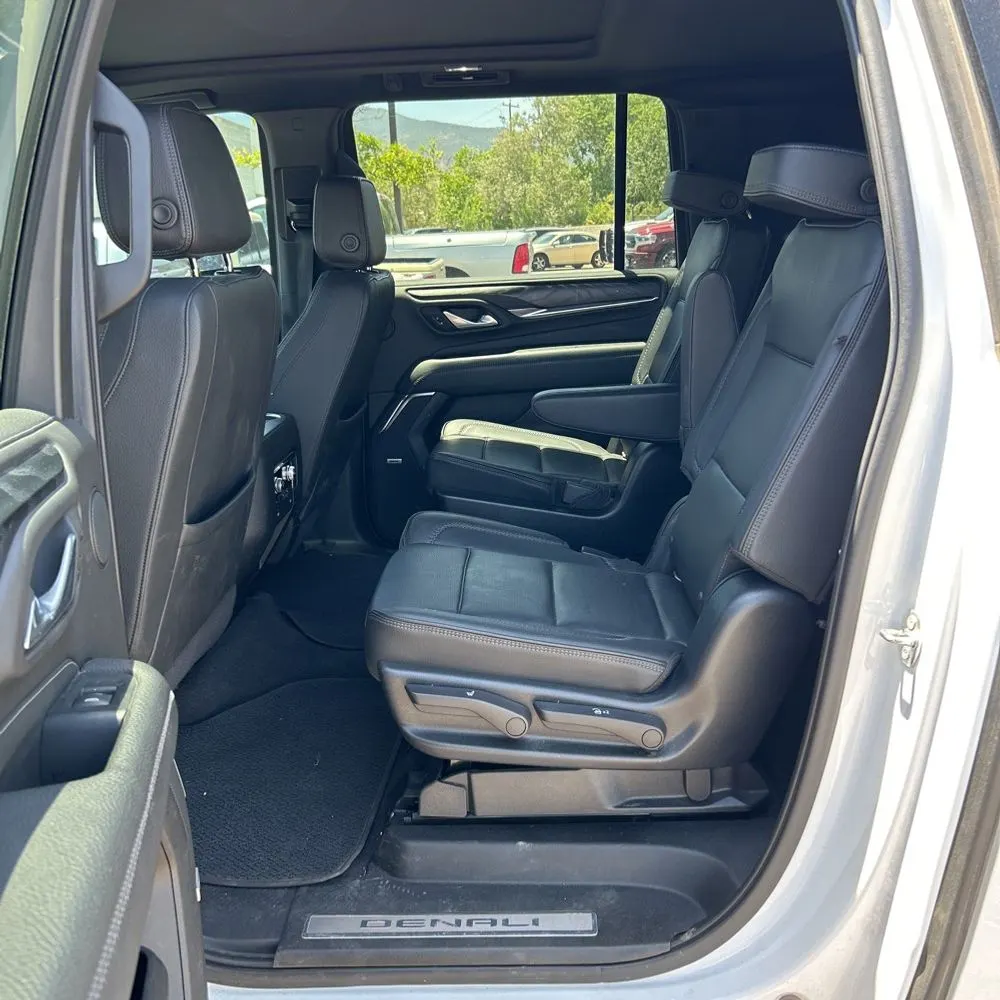 2022 GMC Yukon XL Denali