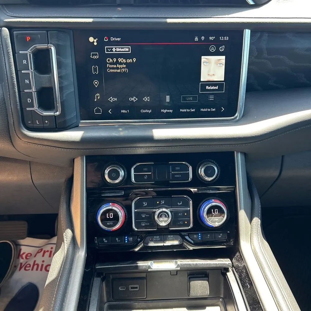 2022 GMC Yukon XL Denali