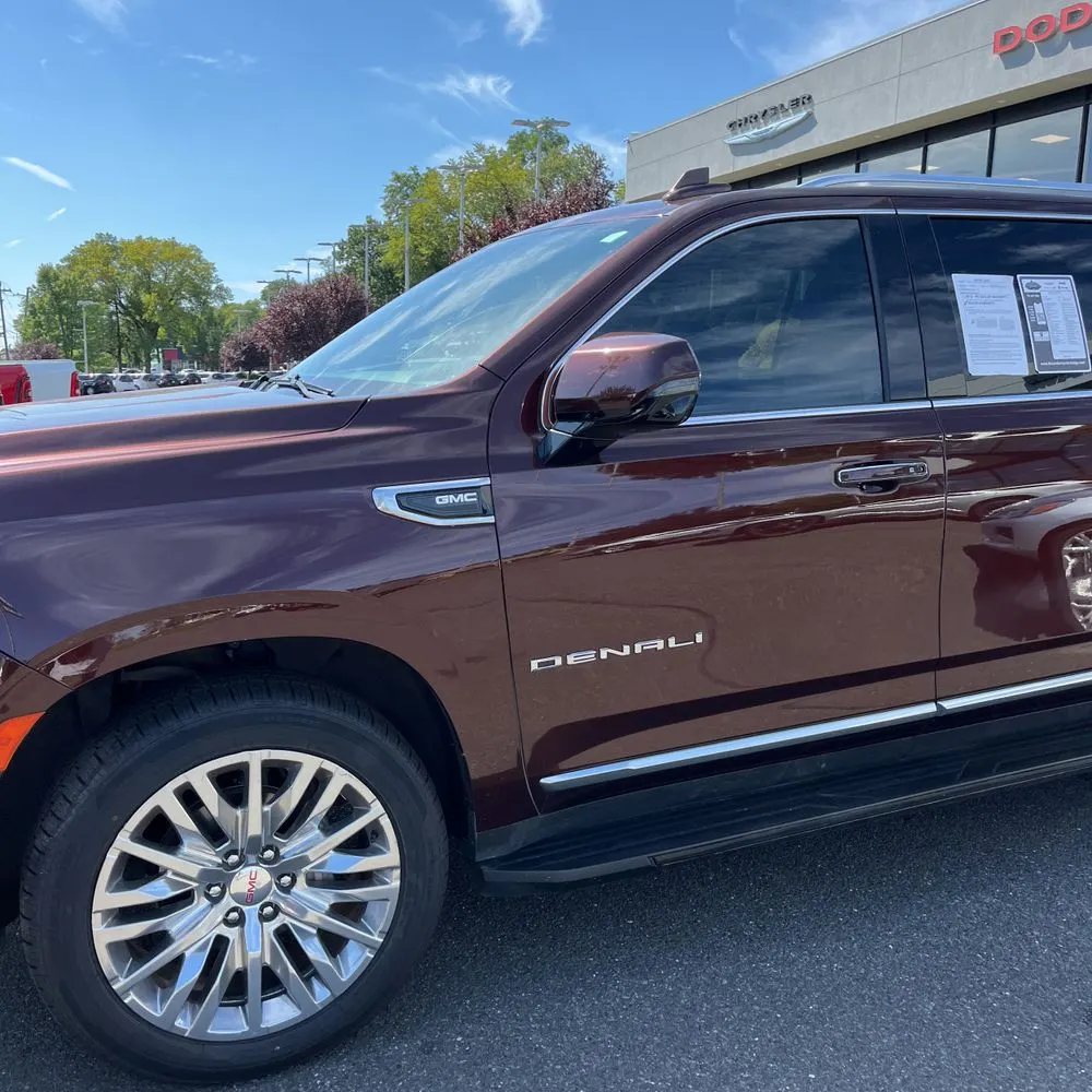 2023 GMC Yukon XL Denali