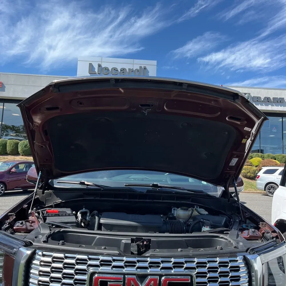 2023 GMC Yukon XL Denali