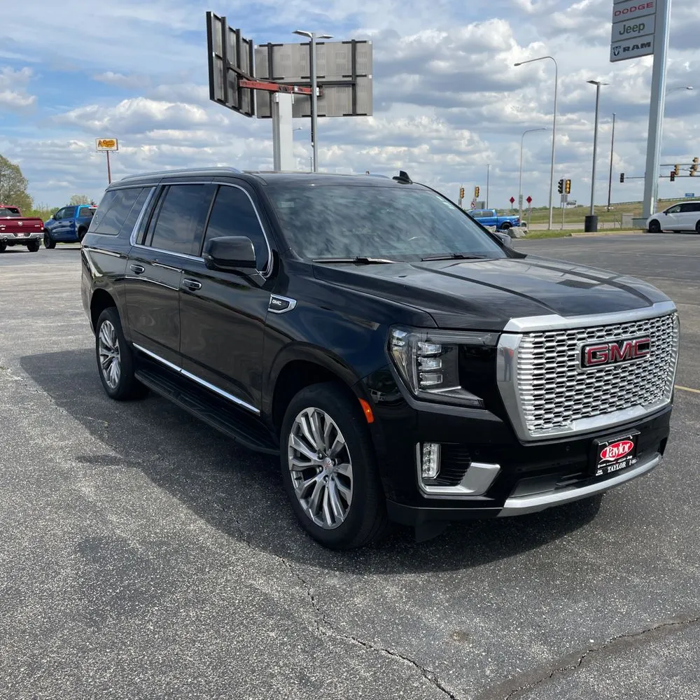2022 GMC Yukon XL Denali
