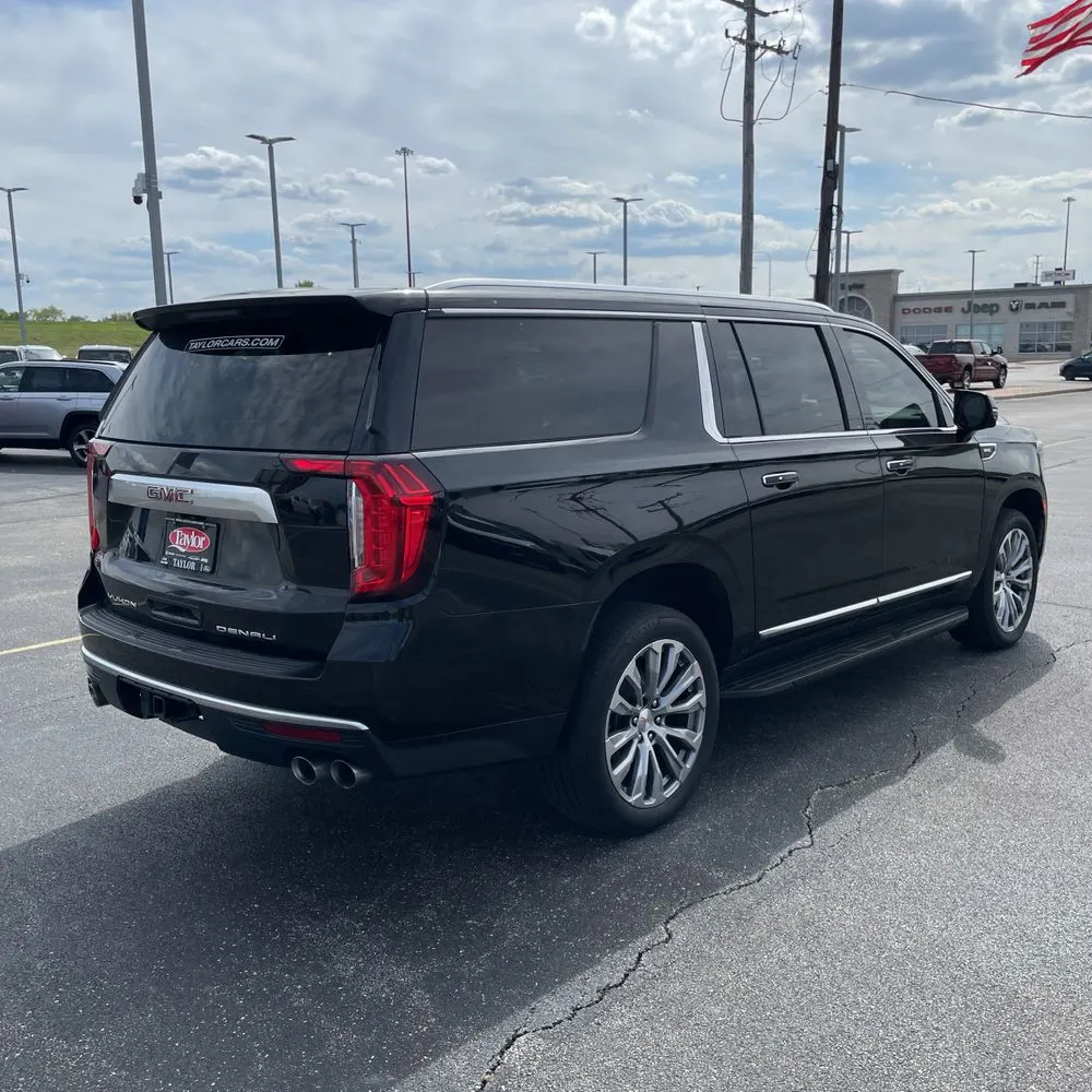 2022 GMC Yukon XL Denali