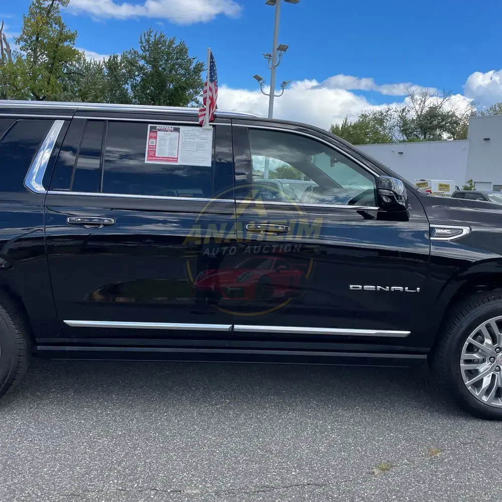 2023 GMC Yukon XL Denali