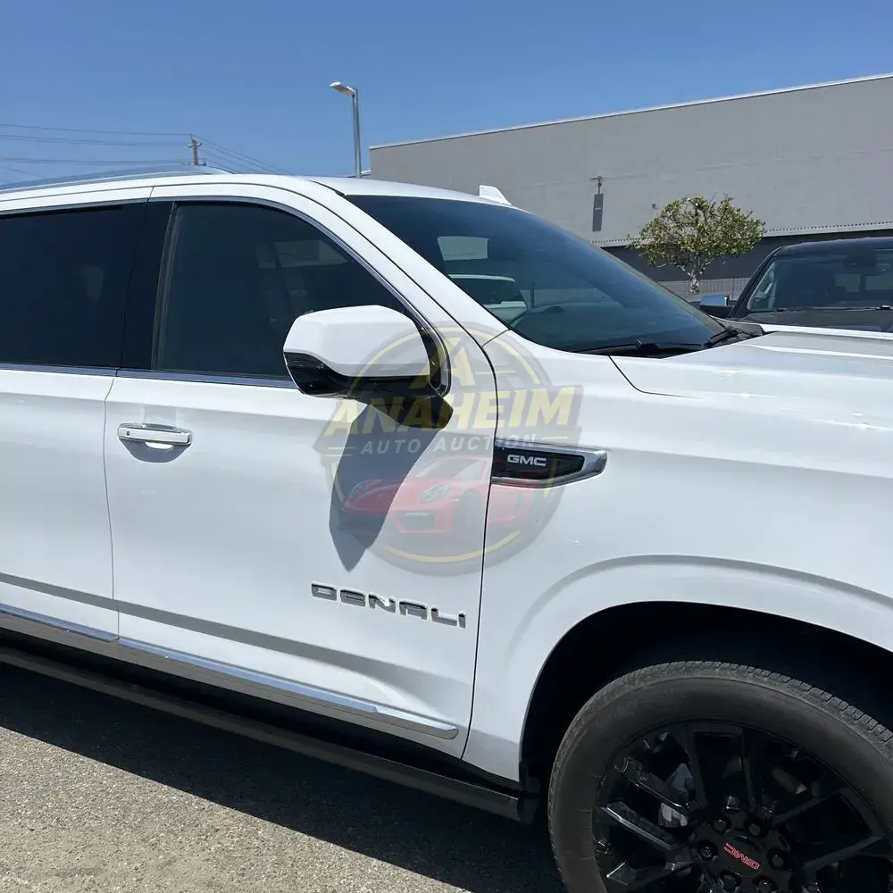 2023 GMC Yukon XL Denali