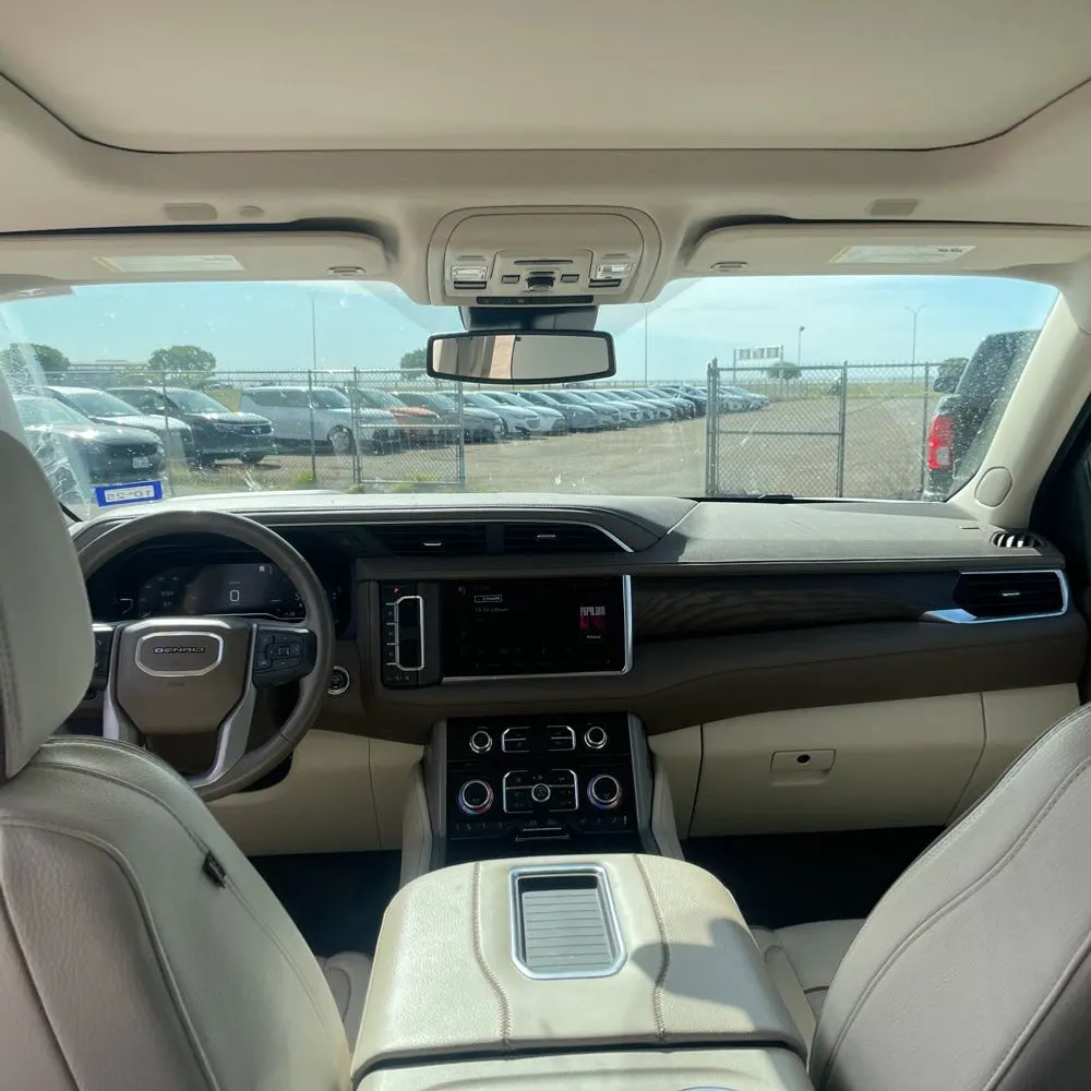 2023 GMC Yukon XL Denali