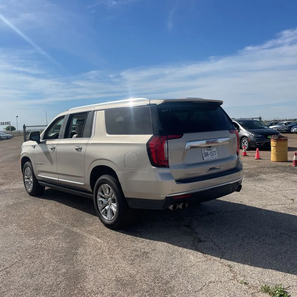 2023 GMC Yukon XL Denali