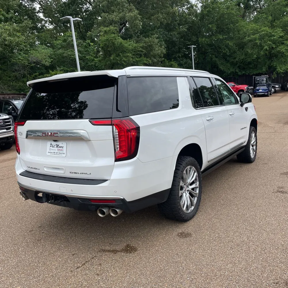 2023 GMC Yukon XL Denali