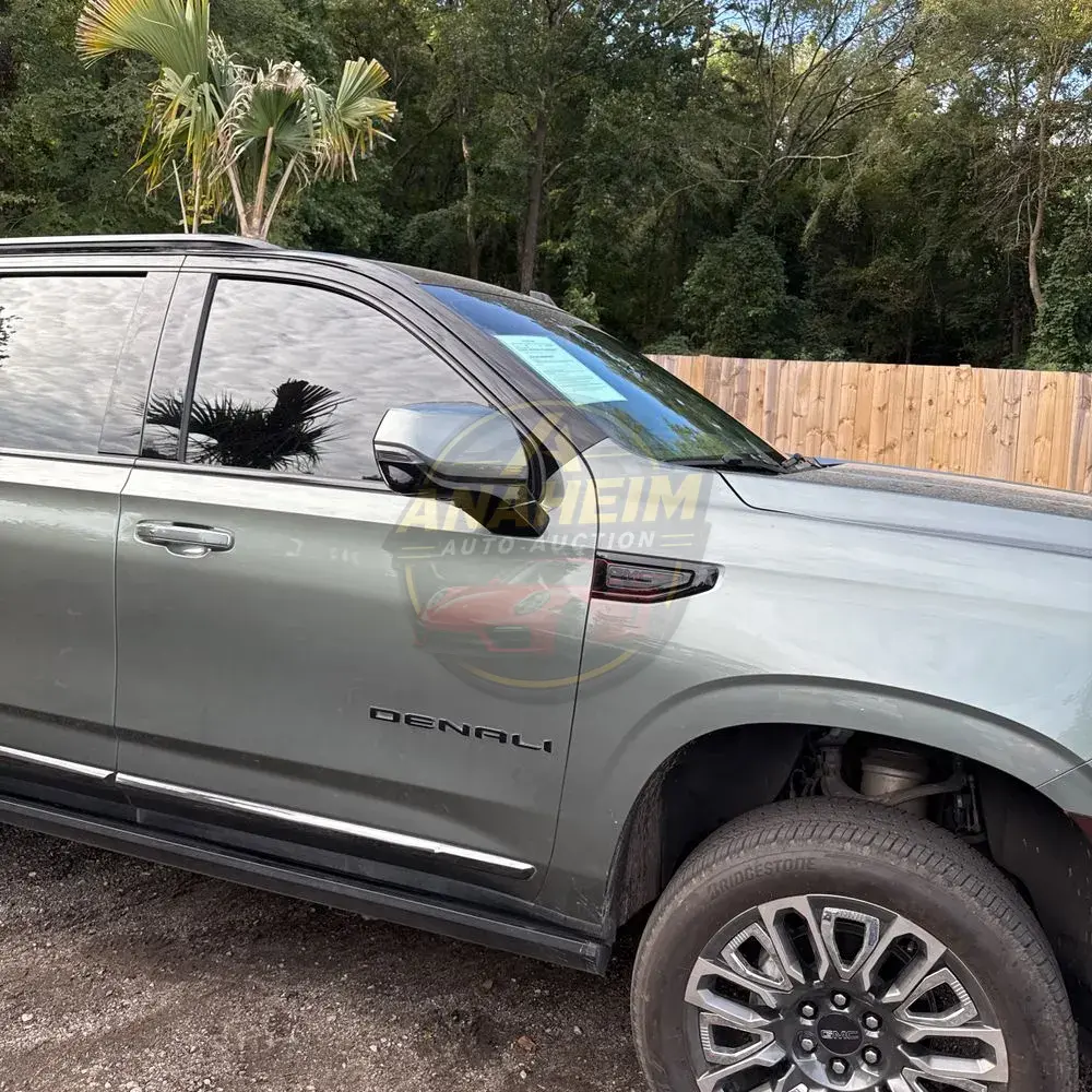 2023 GMC Yukon XL Denali Ultimate