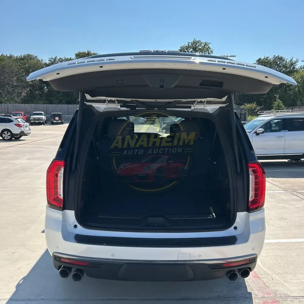 2023 GMC Yukon XL Denali Ultimate