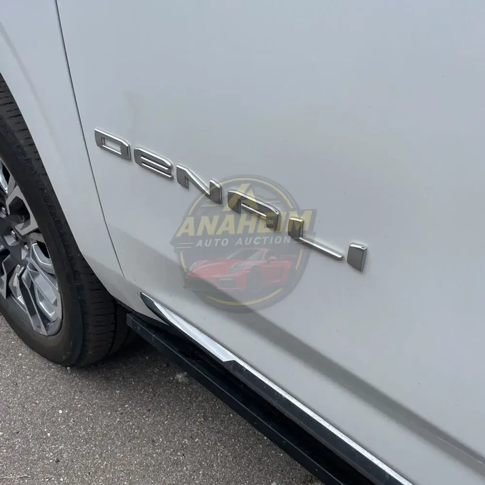 2023 GMC Yukon XL Denali Ultimate