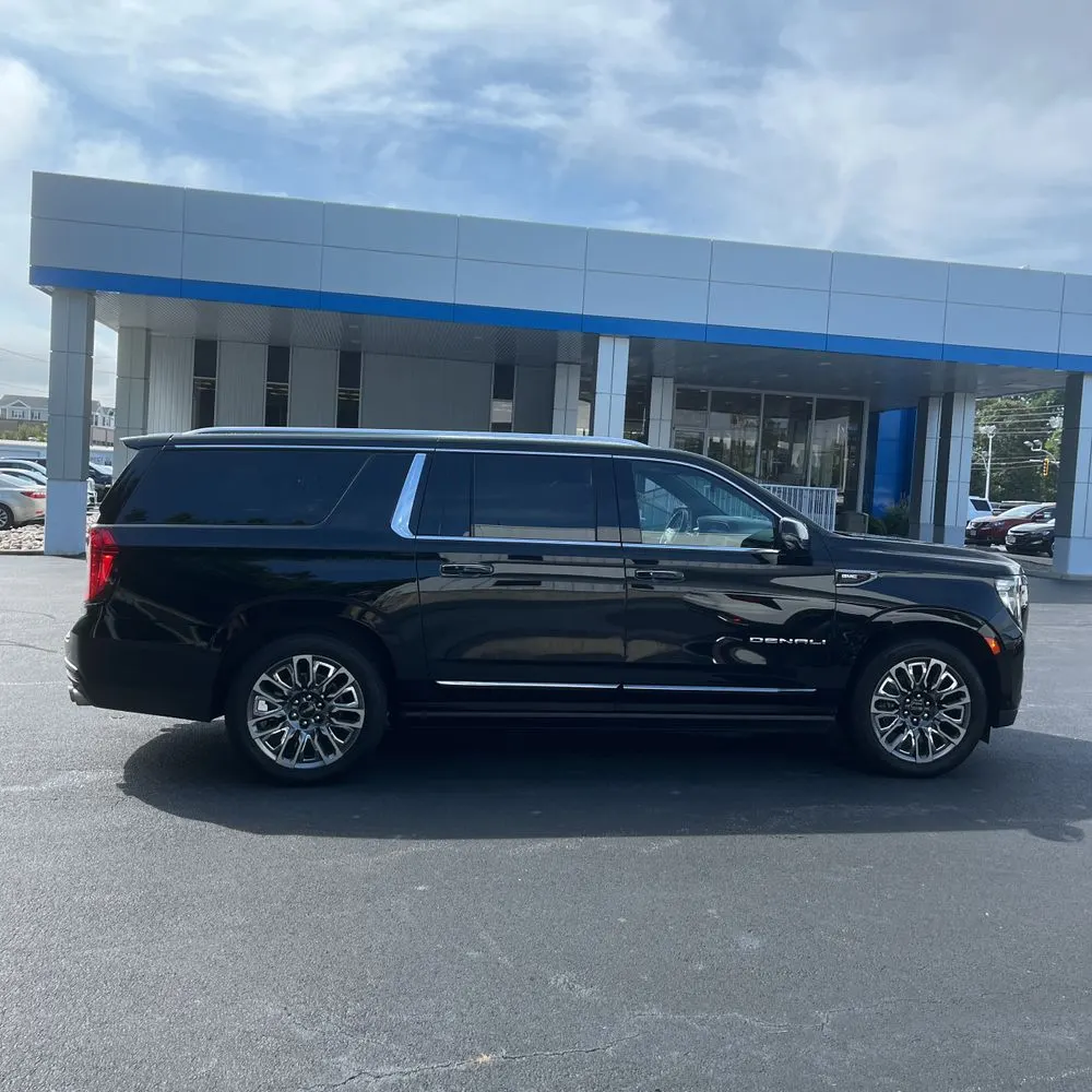 2024 GMC Yukon XL Denali Ultimate