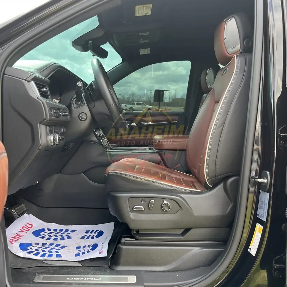 2023 GMC Yukon XL Denali Ultimate