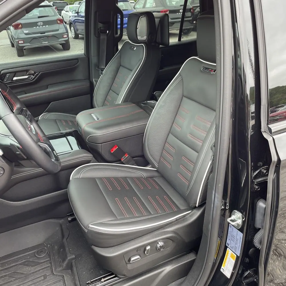 2025 GMC Yukon AT4 Ultimate