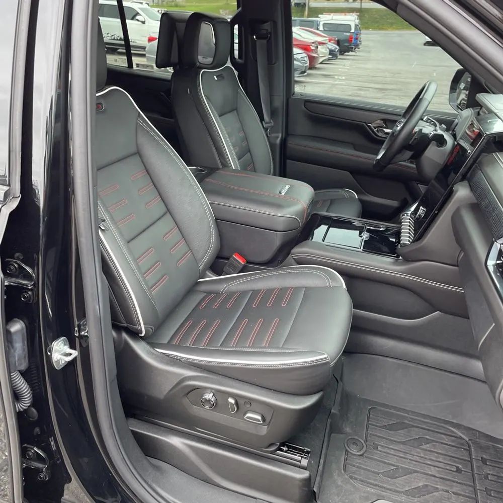 2025 GMC Yukon AT4 Ultimate