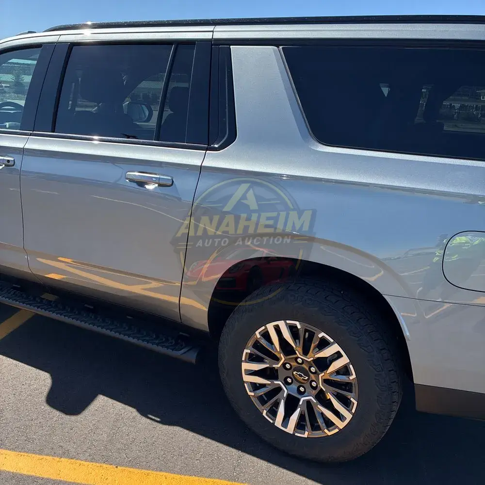 2025 Chevrolet Suburban Z71